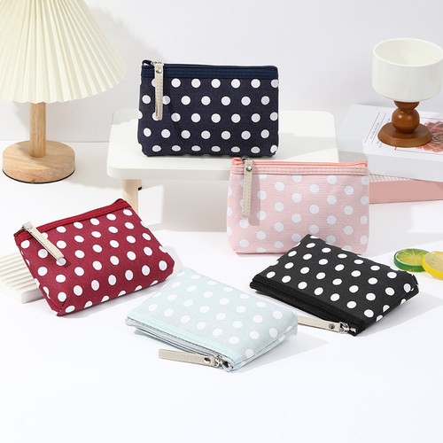 新款百搭圆波点化妆包便携式