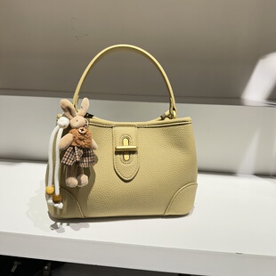 康康家新款复古休闲慵懒风软皮横版水桶包手提斜挎子母包洋气百搭