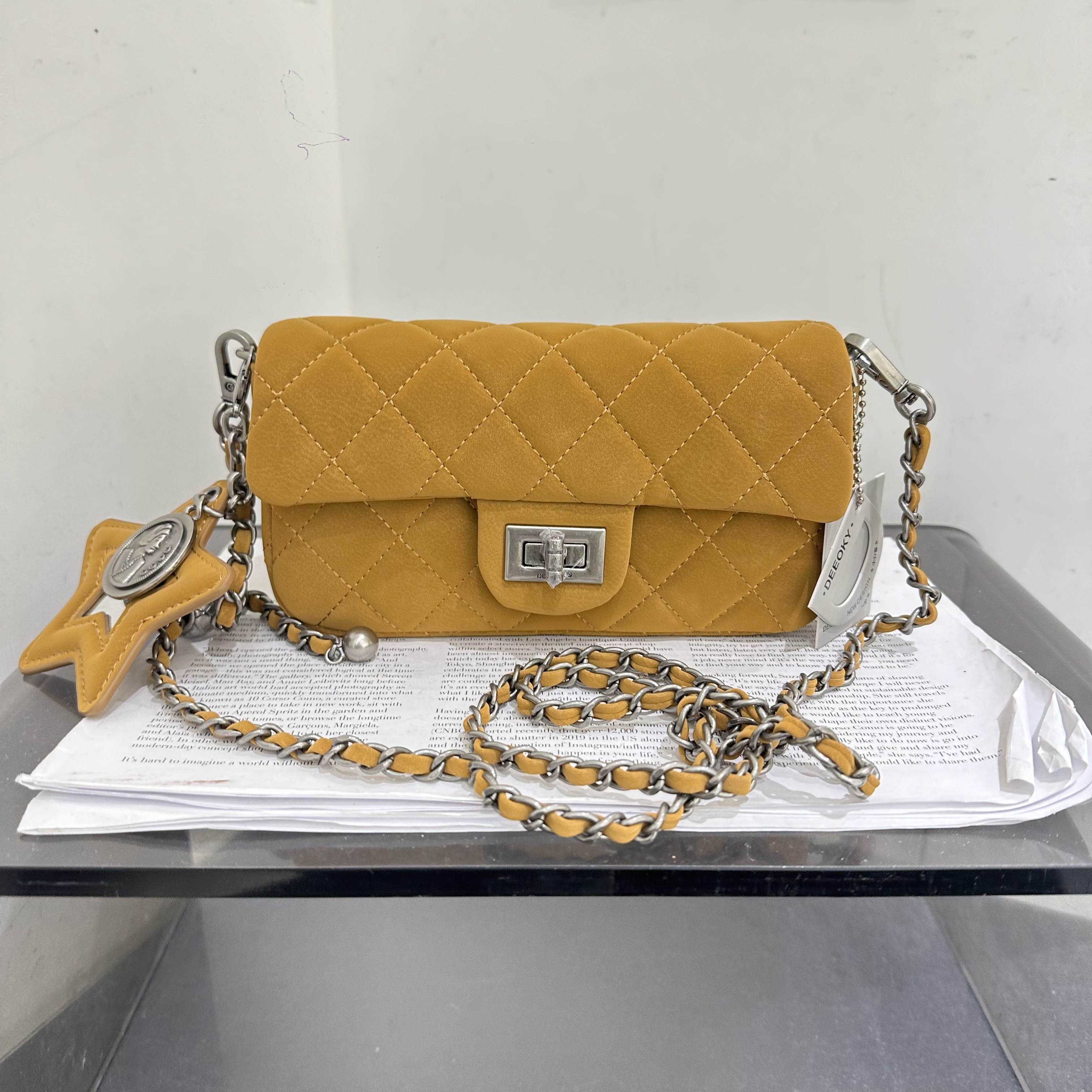 小d家新款小香风菱格链条包女锁扣翻盖定型单肩斜挎包手机小方包