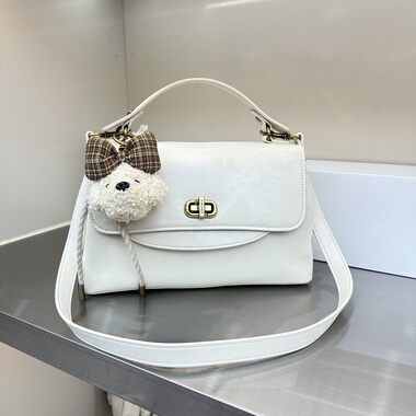 时尚简约白色锁扣翻盖分层软皮实用女包休闲单肩斜挎百搭包包手提