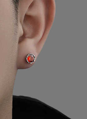 新款红色锆石S925纯银耳钉男冷淡个性几何圆形做旧花纹螺丝拧耳饰