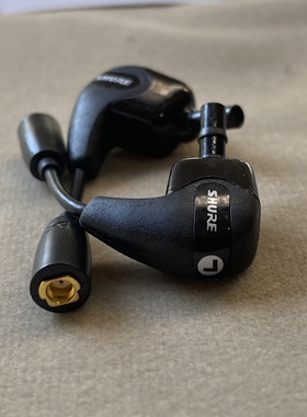 经典舒尔Se210动铁耳机 改MMCX插拔式