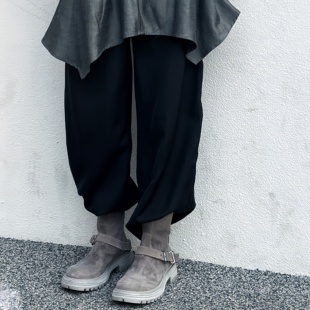 Mantova 曼托瓦2025新款马臀皮复古马丁靴短靴显瘦百搭时尚女靴