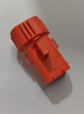 REMII-Z12PAH-4-A车用新能源2孔外壳全新原装现货240611A2