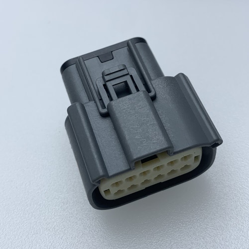 原装 汽车 连接器 33472-1588 外壳 护套 12P 胶壳 线束插头 现货