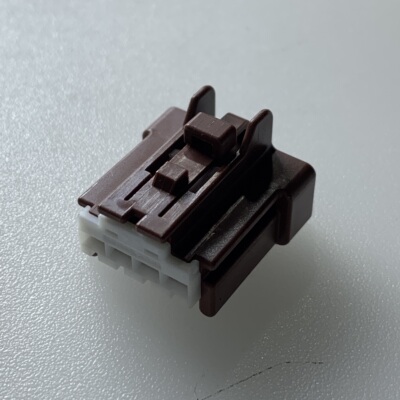 原装 汽车 连接器 6098-6946 外壳 护套 线束插头 4P 胶壳现货