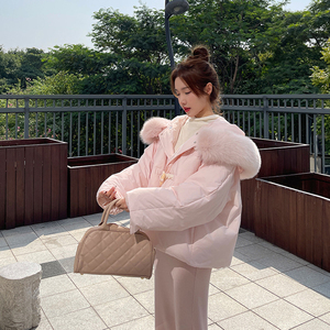 大朵白鸭绒短款连帽粉色羽绒服女设计感小众羽绒服女2025新款冬