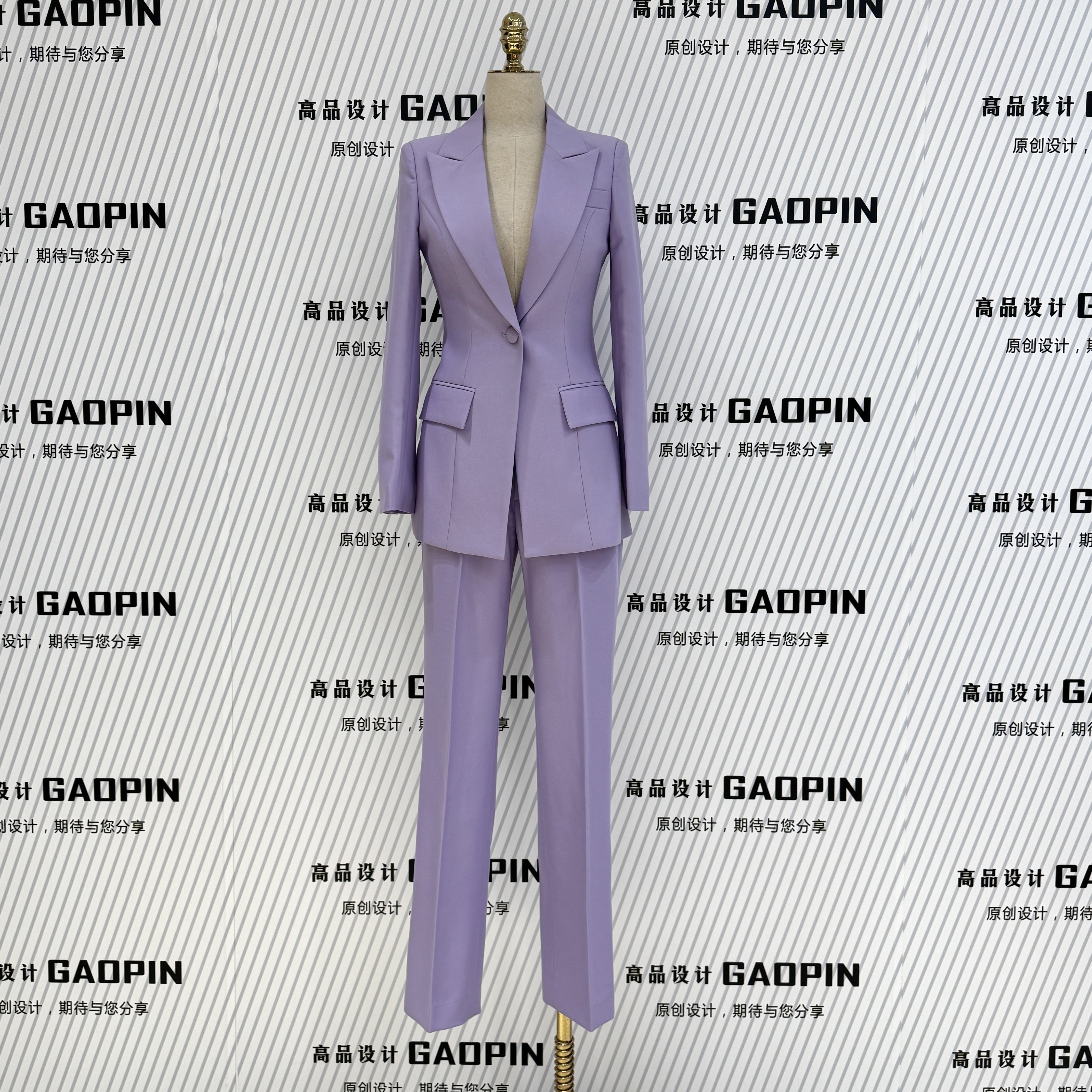 春季浅紫色西装美业职业工作服