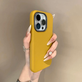 姜黄色皮纹金属框适用苹果16promax手机壳iphone14pro新款13高级感12个性17保护套15promax全包防摔简约软壳