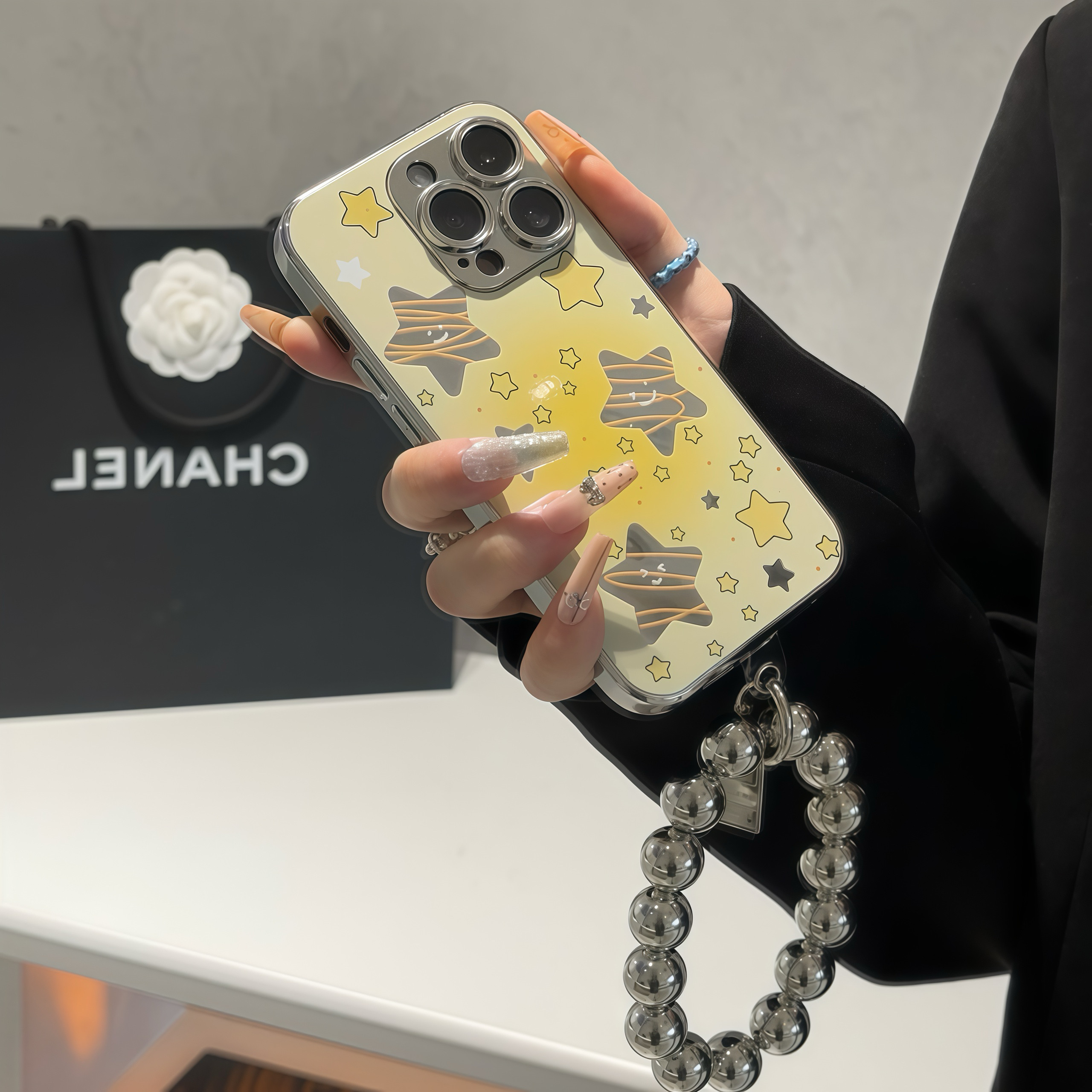 黄色星星适用iPhone16pro手机壳13苹果15promax小众12女11华为mate60新款p70手链vivo小米14红米k70荣耀oppo