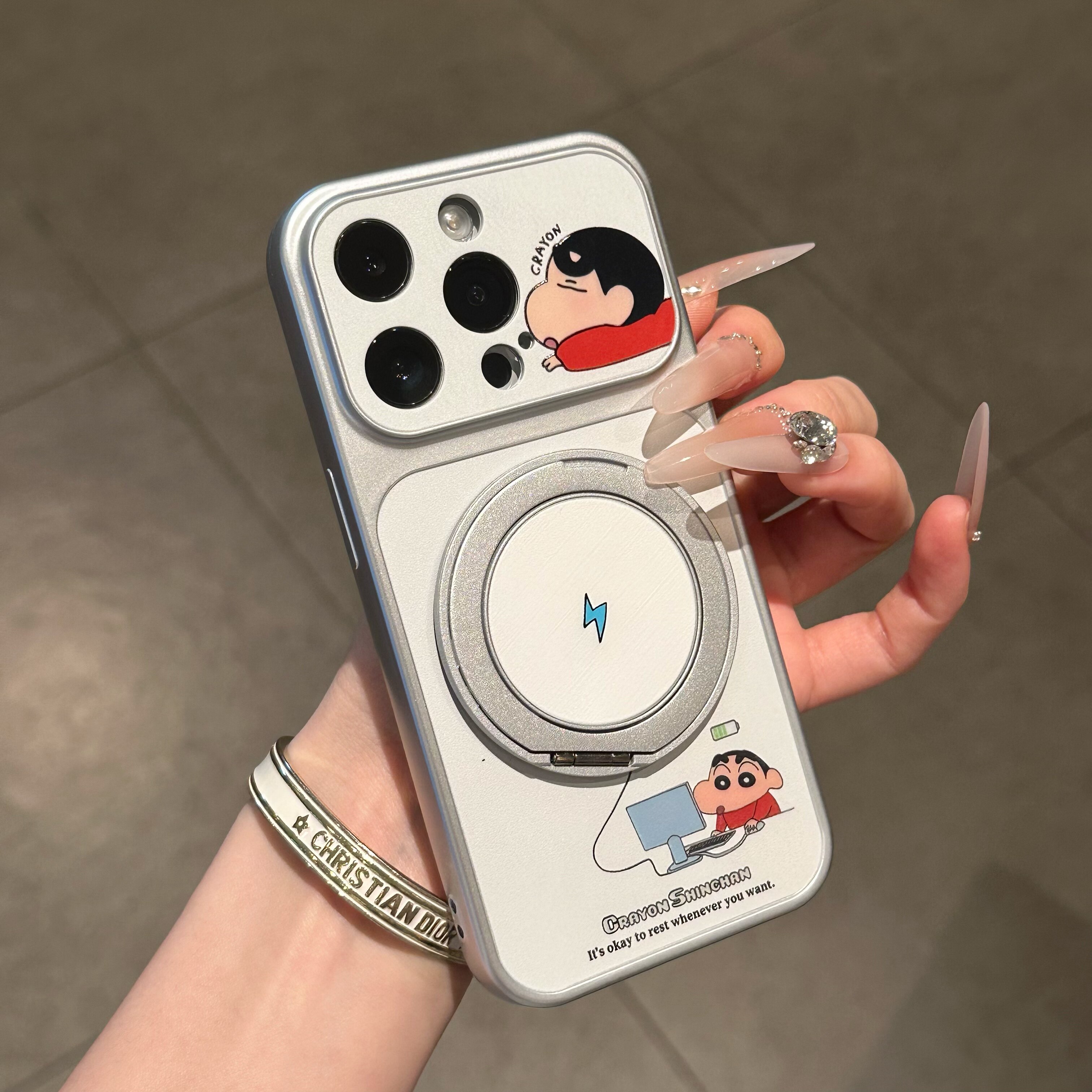趴趴小新适用秒变iPhone17手机壳15苹果16华为mate70卡通vivo小米17pro防摔oppofindx9支架13红米k90荣耀500