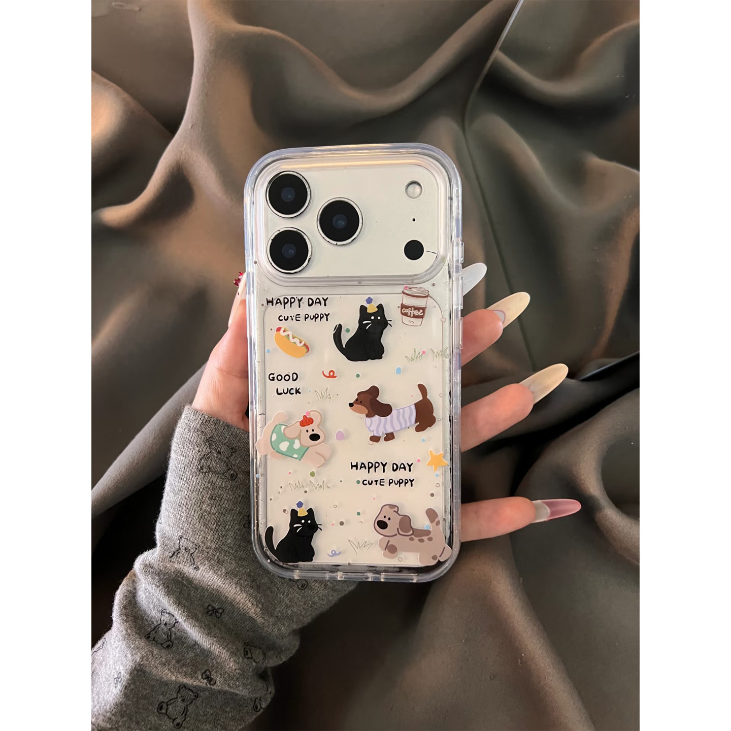 郊游小狗适用iphone17promax手机壳15苹果16透明13华为mate70pro可爱vivox200小米14防摔oppo红米k80荣耀300