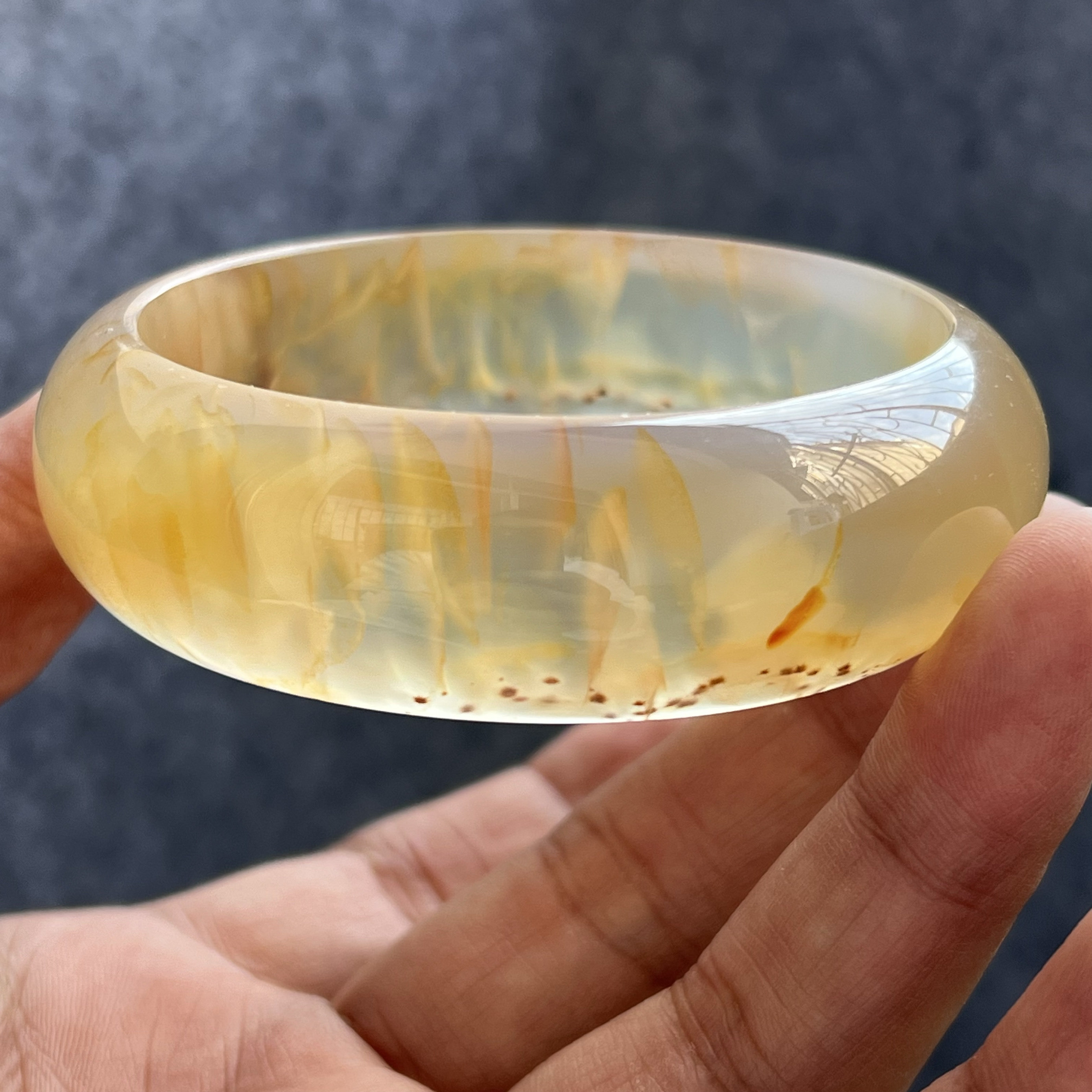 精品纯天然原色玛瑙玉髓手镯粉红龙纹通透润泽甜美显贵气玉镯60口