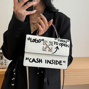 单肩包斜挎女皮包潮 WHITE涂鸦字母箭头小方包休闲手提时尚 OFF