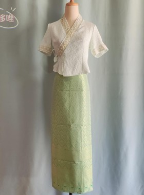 2024新款傣族女短袖扣花民族服装舞台装成人泰式工服西双版纳套装