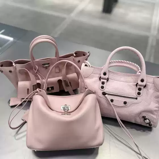New Moto Rivet Handbag 2026 Moto Bag Baddie High-End Vintage Large Capacity Crossbody Shoulder Bag for Men and Women