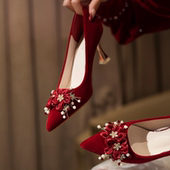 中式 宴会敬酒服礼服 秀禾酒杯高跟鞋 红色花朵绒面结婚鞋 女新娘鞋