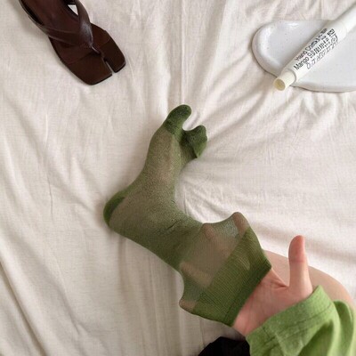 原来绿色这么米！！夏季小众设计半透明网纱夹脚拖鞋专用分趾袜女