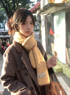 韩系氛围感秋冬中古黄色围巾女2026年新款送礼女朋友保暖加厚围脖