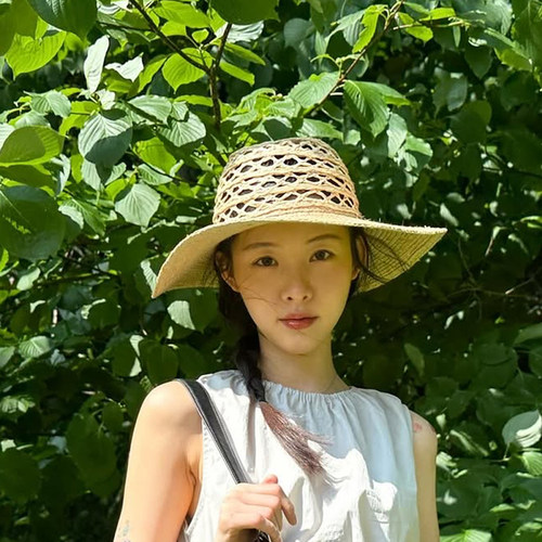 法式复古度假沙滩遮阳手工编织拉菲草帽女春夏镂空防晒帽渔夫帽子