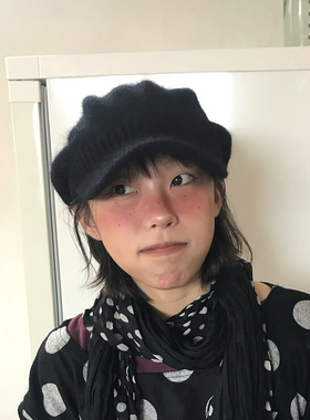 韩系显脸兔毛针织黑色八角帽