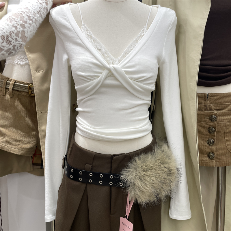 蕾丝拼接交叉扭结长袖T恤