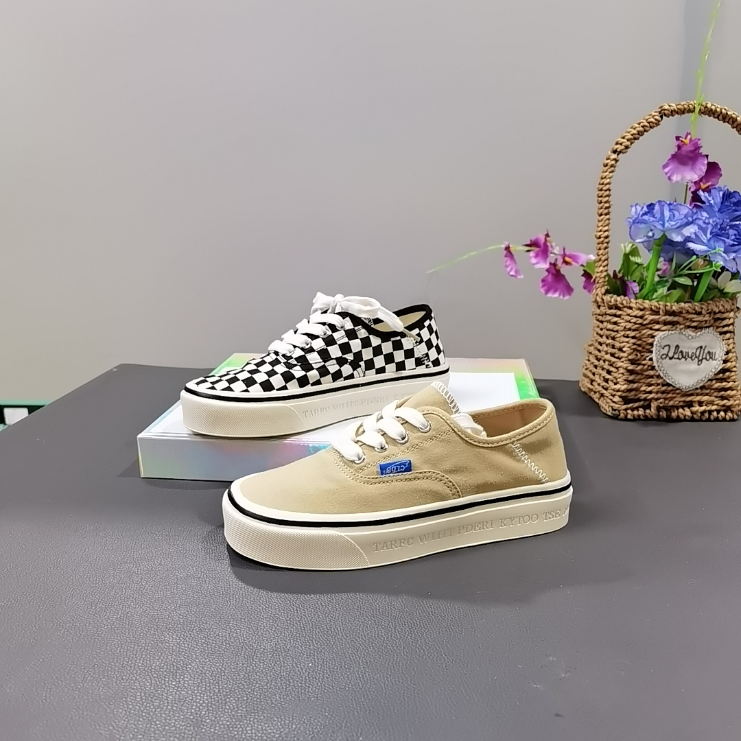 39.9特价清仓透气低帮帆布板鞋女