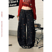 型原色牛仔小狗绣花牛仔裤 小小小弯刀版 女 明星同款 BeerBro