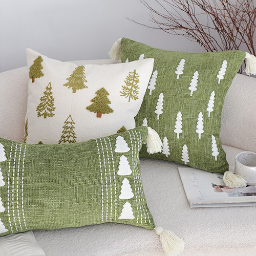 绿色圣诞树刺绣抱枕节日装饰靠枕ins风卡通客厅沙发抱枕套不含芯