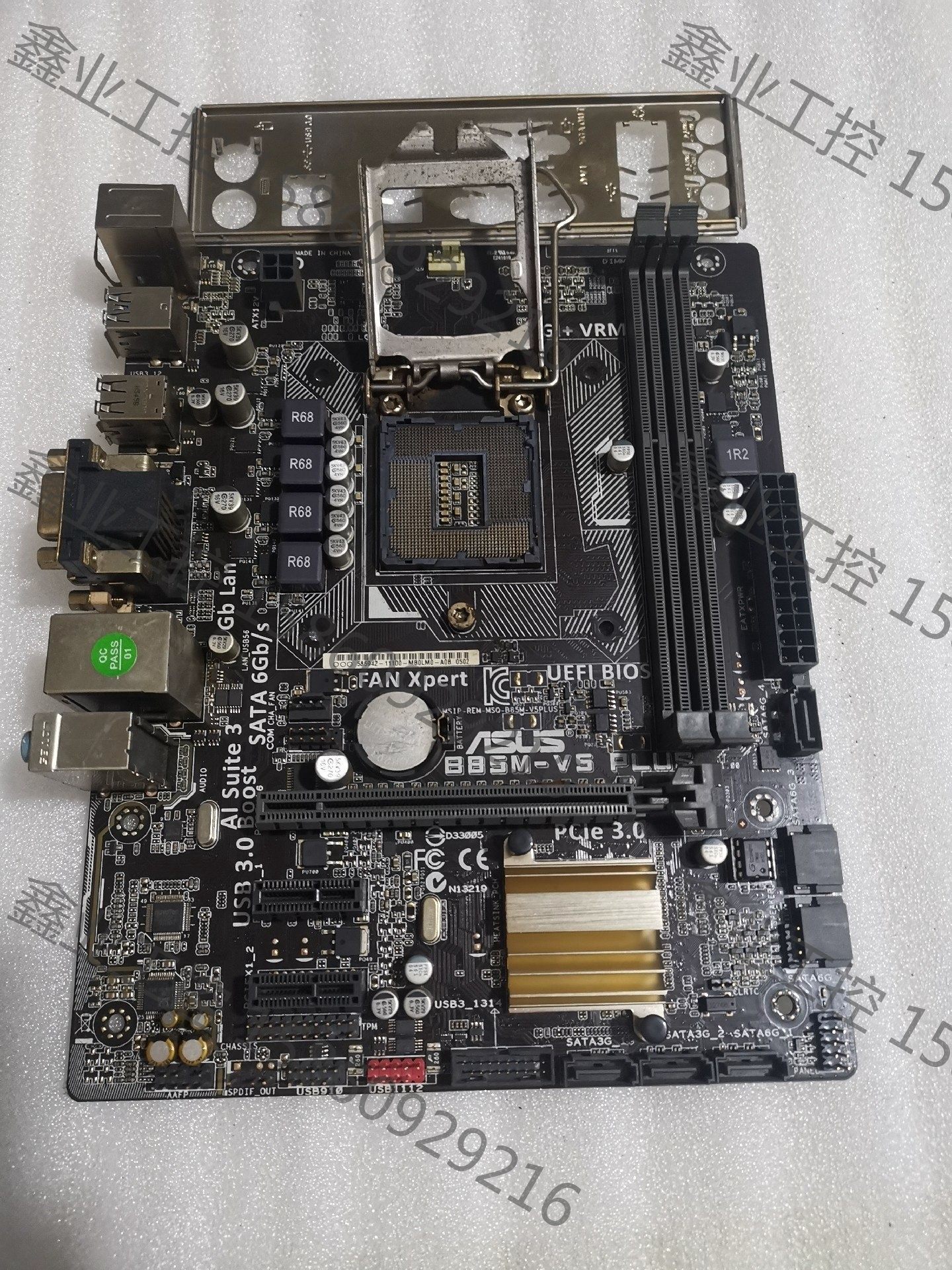 华硕b85m-v5 plus 1150针 针脚完好 实物拍摄