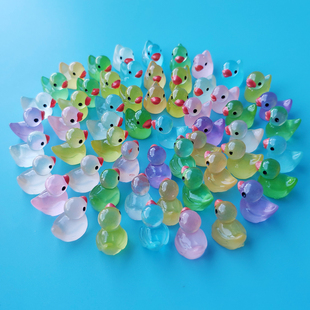 发光夜光迷你小鸭子儿童桌面玩具彩色小黄鸭小动物摆件荧光小物件