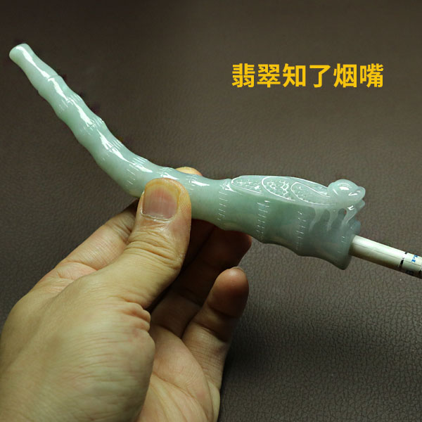 天然翡翠竹节金蝉一鸣惊人烟嘴