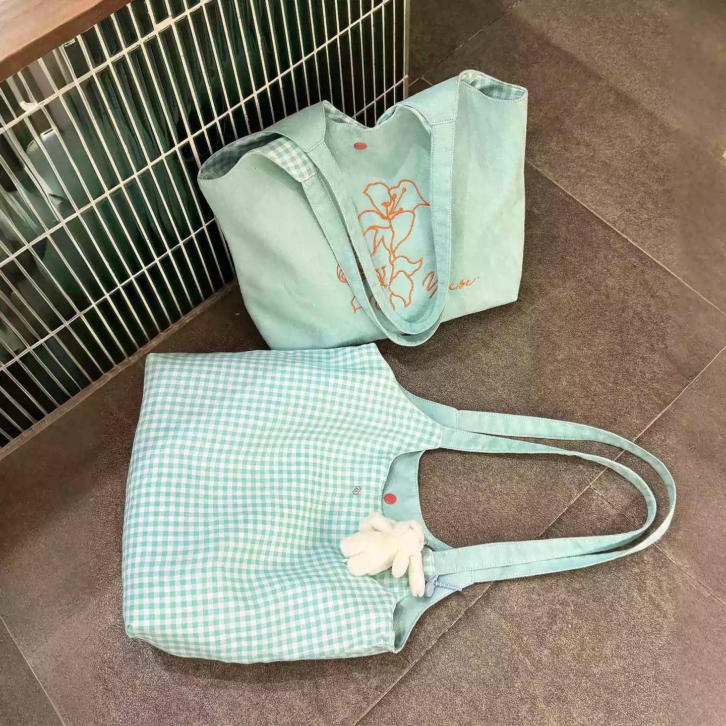 薄荷绿单肩包女大容量夏季小清新日常百搭帆布包上学上班通勤包
