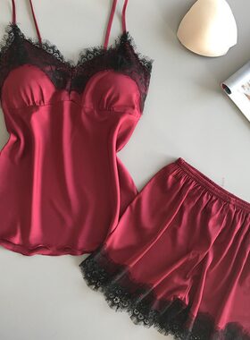 吊带睡衣女夏季冰丝两件式套装丝绸家居服聚拢大尺码薄短裤