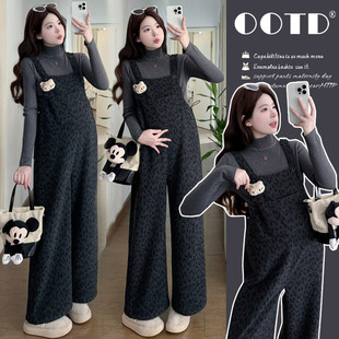 孕妇装秋冬装新款宽松吊带连体背带裤套装时尚加厚加绒保暖裤子女