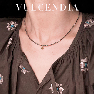 原创设计小众天然黄铁矿项链女高级感锁骨链极细叠戴2026新款礼物