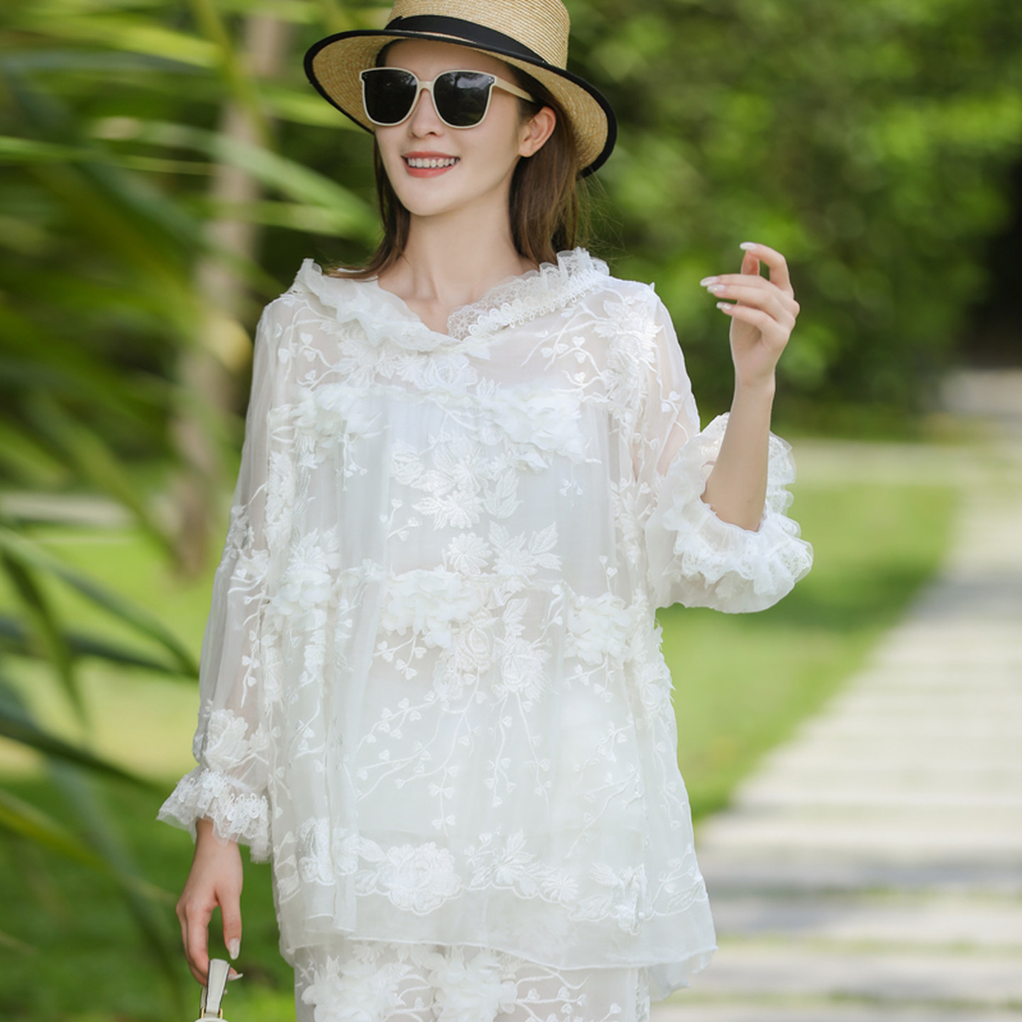 真丝套装女2026年夏季新款时尚洋气减龄桑蚕丝绣花上衣裤子两件套