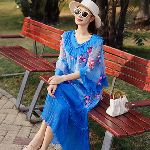 真丝桑蚕丝连衣裙女高级感轻奢时尚减龄宽松显瘦上衣背心裙两件套