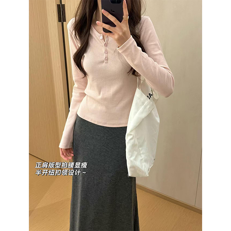 辣妹短款修身半开领U领长袖T恤