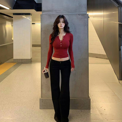 辣妹短款紧身V领德绒打底衫