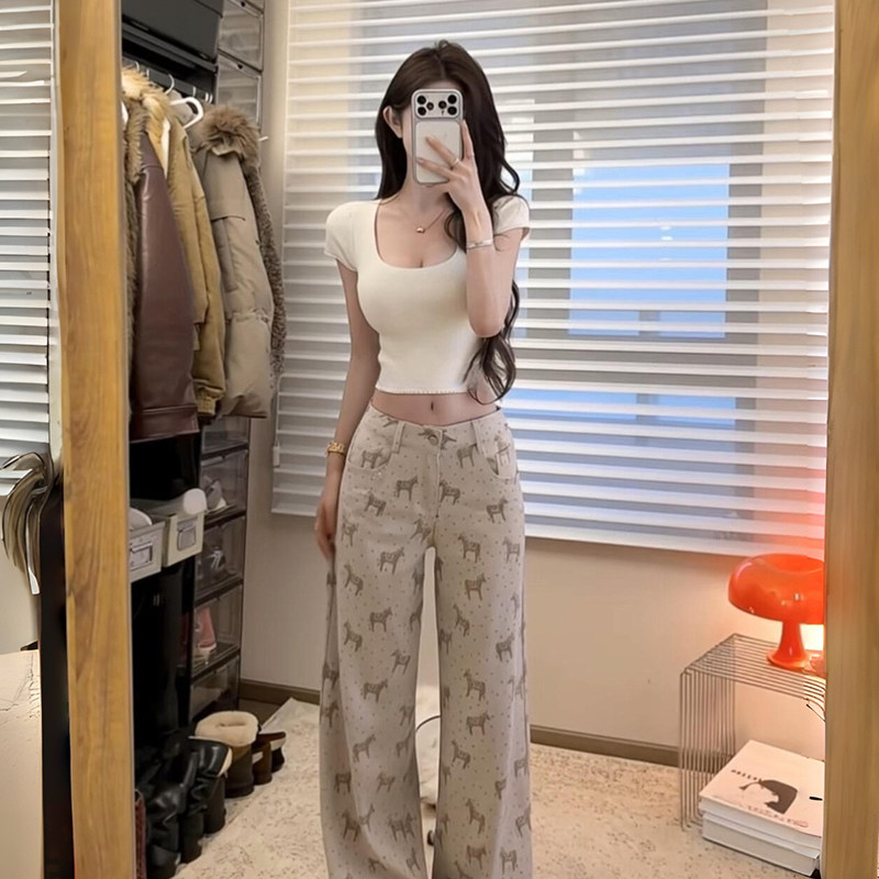 设计感小众正肩U领纯棉短袖T恤女夏辣妹短款高腰露脐修身显瘦上衣 - 实物图