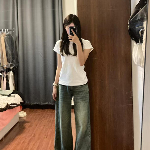 辣妹短款修身百搭圆领纯棉T恤