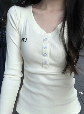 设计感小众V领纯棉长袖T恤女春秋内搭短款打底衫美式辣妹修身上衣