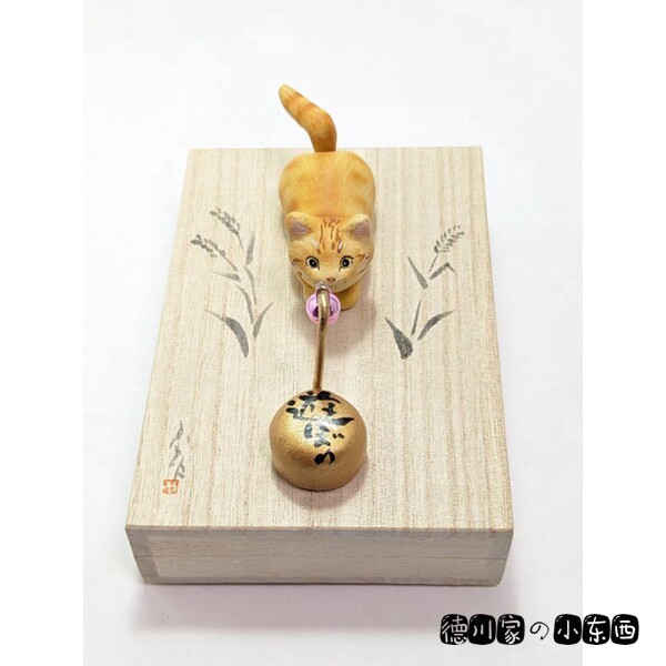 日本代购 匠人手工 随铃铛扭动的猫咪 大橘色小奶猫 精美可爱摆件