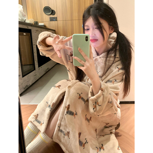 卡通腊肠狗保暖珊瑚绒睡袍女秋冬季加厚可爱法兰绒长裤家居服套装