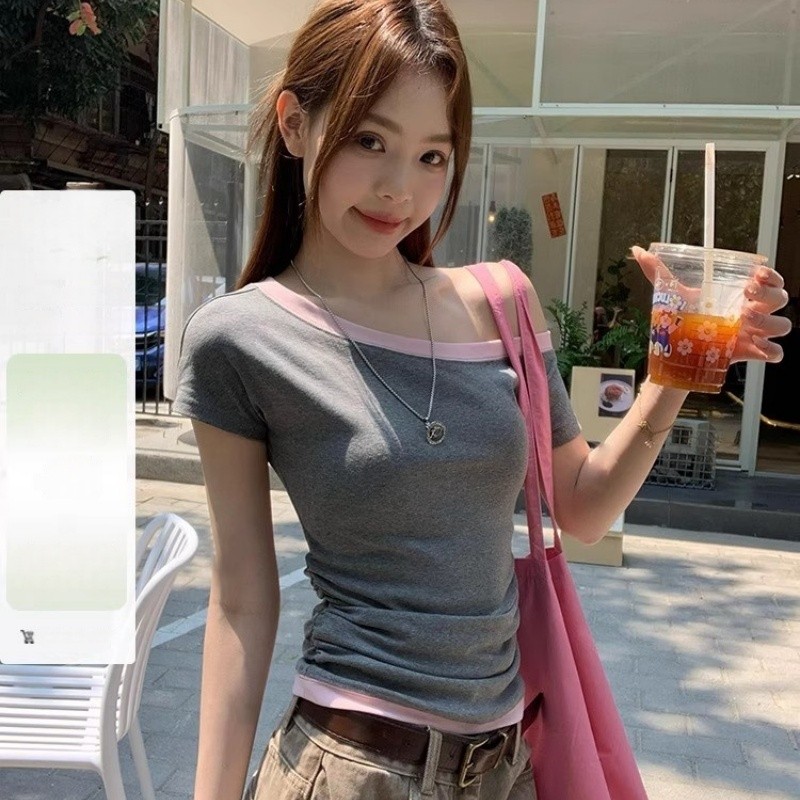 纯欲辣妹斜肩灰拼粉短袖t恤女夏季修身显瘦露肩设计独特别致上衣
