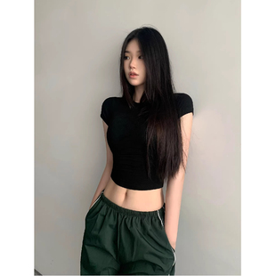 知名度SHOP 圆领纯色短袖T恤女2026夏季新款纯欲甜辣正肩短款上衣