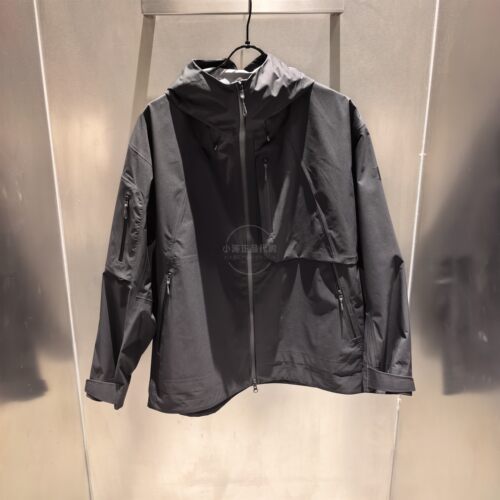 DESCENTE/迪桑特26新秋男装休闲防水透湿连帽冲锋衣D5131BHJ70