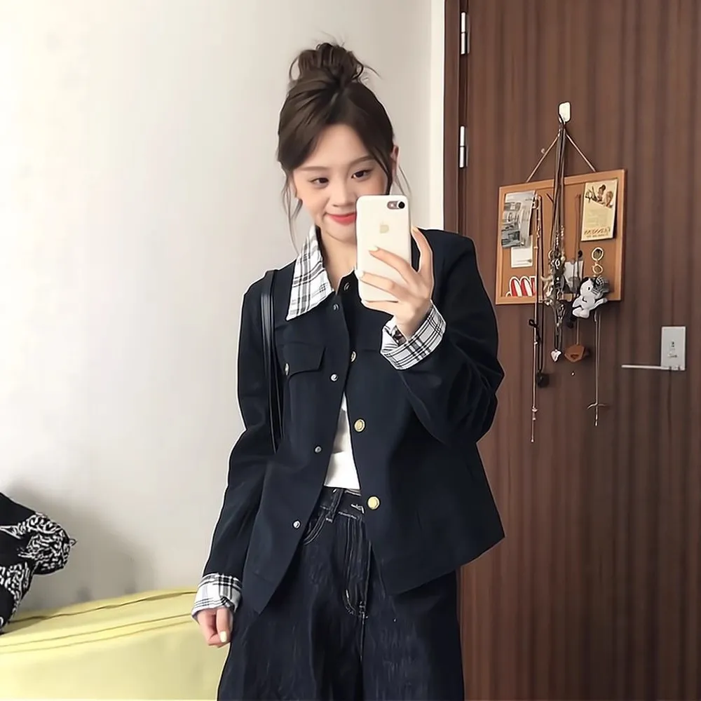 独特漂亮的初秋外套女2025新款春秋小个子休闲翻领格纹拼接夹克潮