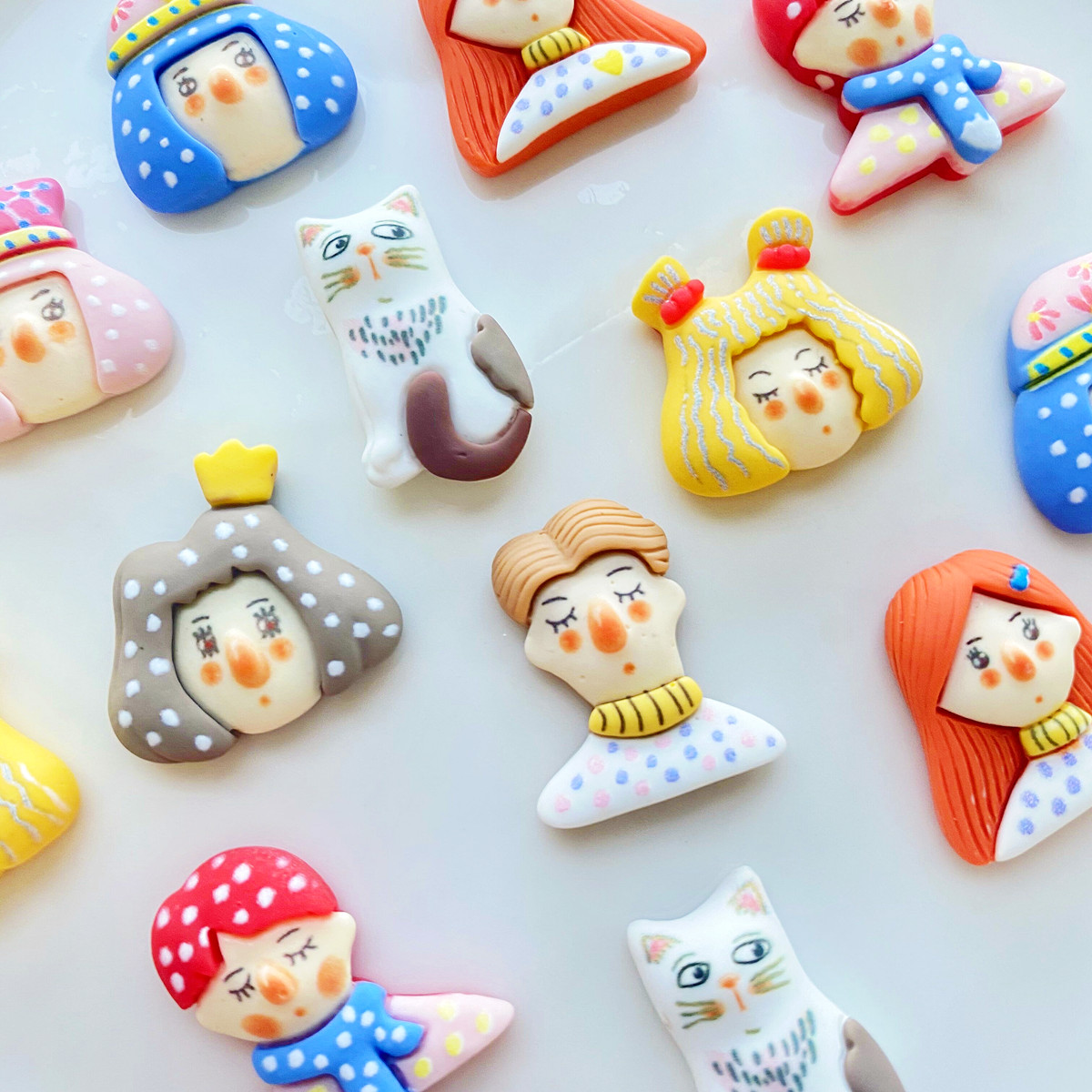 个性可爱彩色人脸娃娃小猫树脂贴片DIY手工饰品耳环耳钉配件材料